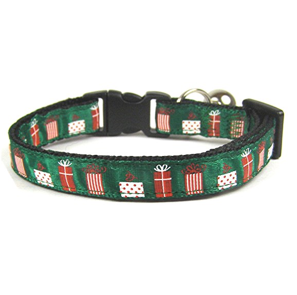 Christmas Presents Cat Collar coolcatcollars.co.uk